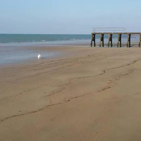 Maison De Pecheur * Grandcamp-Maisy